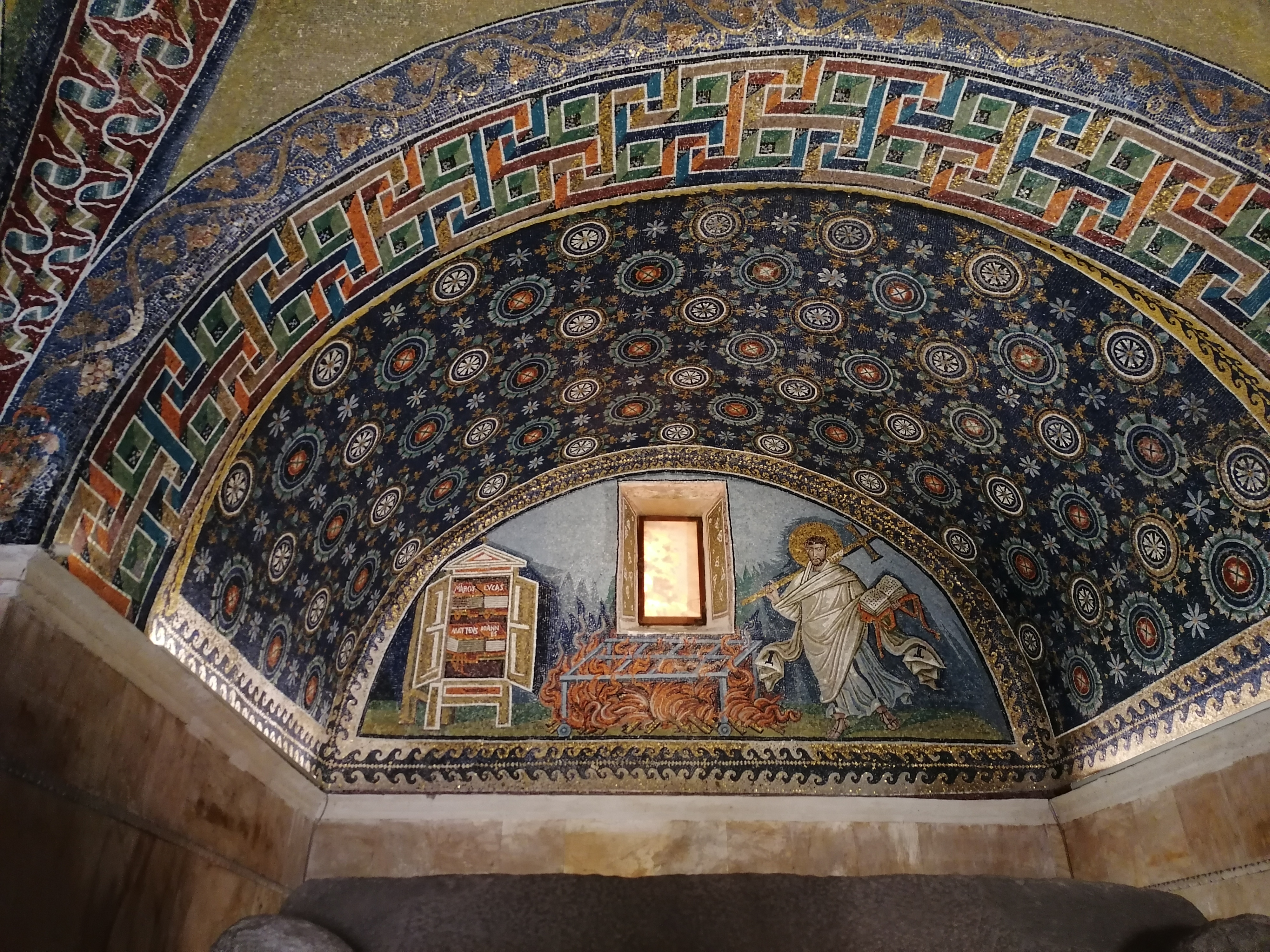 Spätantikes Deckenmosaik aus Ravenna Spätantikes Deckenmosaik aus Ravenna